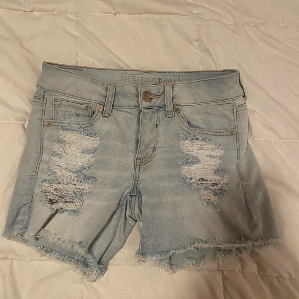 American Eagle mid-rise shorts